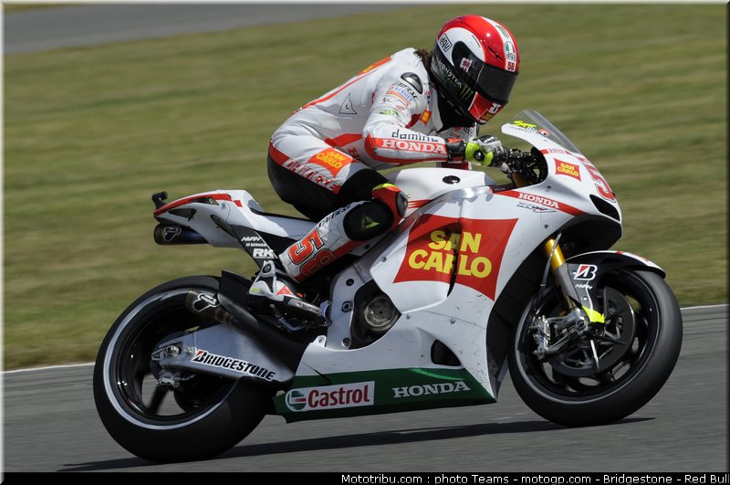 motogp_simoncelli_18_angleterre_2010