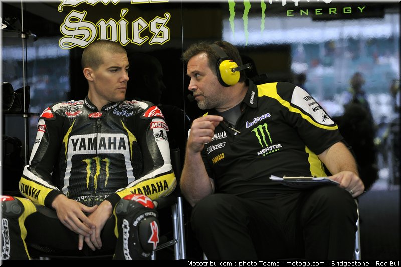 motogp_spies_04_angleterre_2010