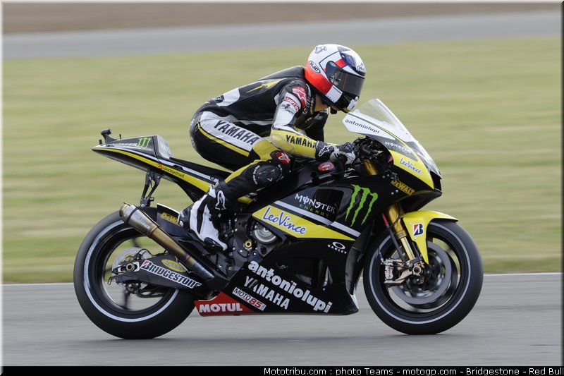 motogp_spies_10_angleterre_2010