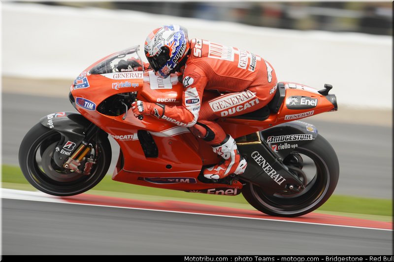 motogp_stoner_01_angleterre_2010