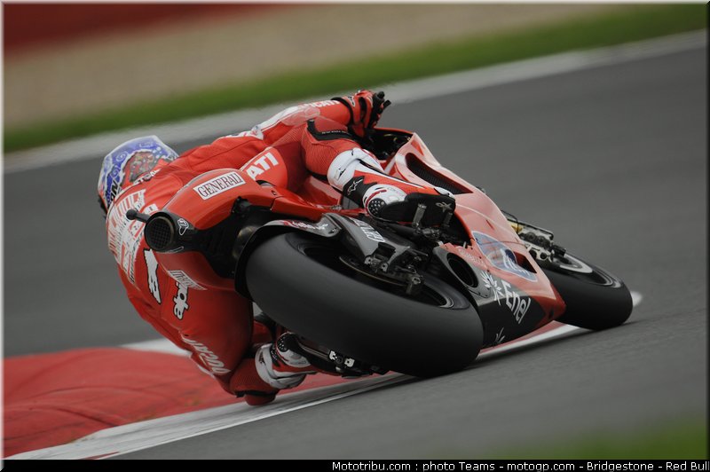 motogp_stoner_03_angleterre_2010