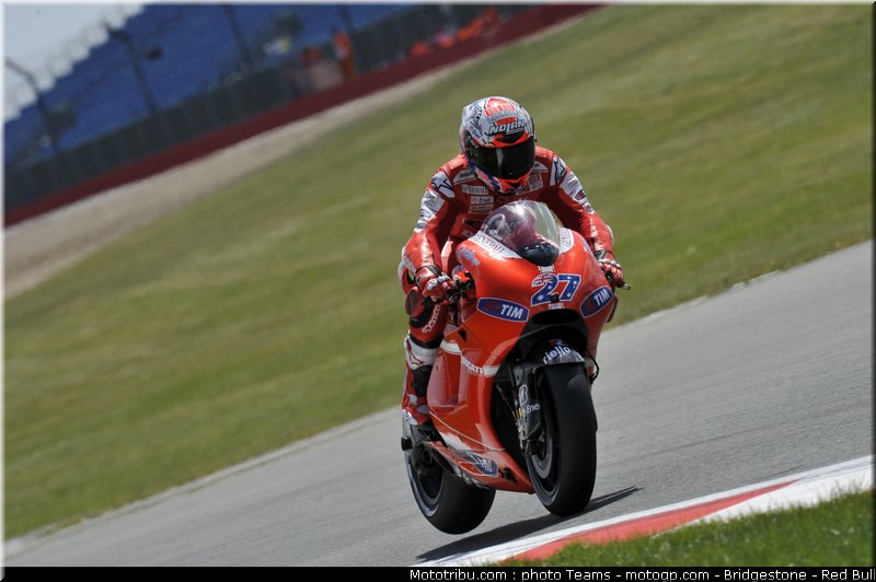 motogp_stoner_07_angleterre_2010
