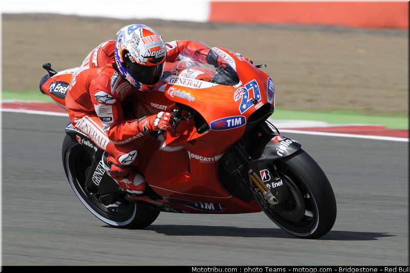 motogp_stoner_11_angleterre_2010