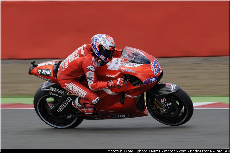 motogp_stoner_16_angleterre_2010