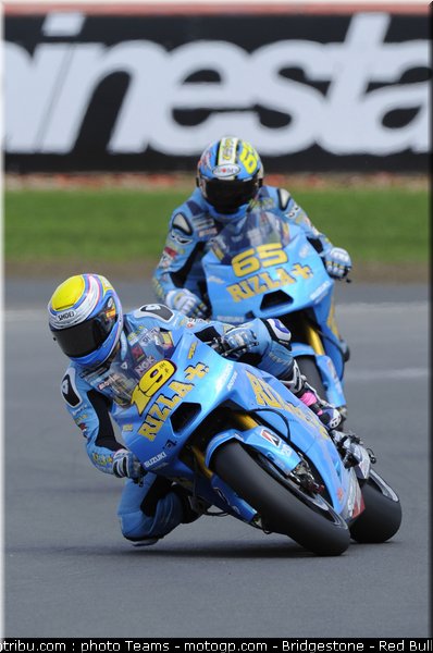 motogp_suzuki_2_angleterre_2010