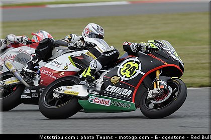 moto2_angleterre_2010_014.jpg