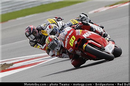 moto2_angleterre_2010_022.jpg