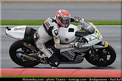 moto2_corsi_3_angleterre_2010.jpg
