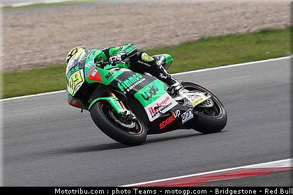 moto2_iannone_2_angleterre_2010.jpg