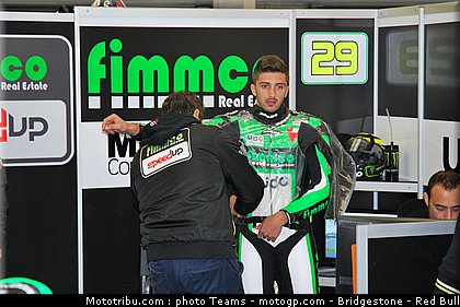moto2_iannone_3_angleterre_2010.jpg