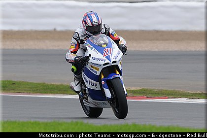 moto2_leonov_3_angleterre_2010.jpg