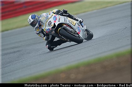 moto2_luthi_4_angleterre_2010.jpg