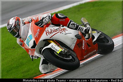 moto2_simeon_1_angleterre_2010.jpg