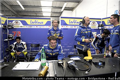 moto2_tech3_3_angleterre_2010.jpg
