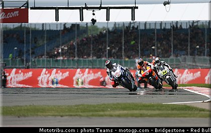 motogp_angleterre_2010_0008.jpg