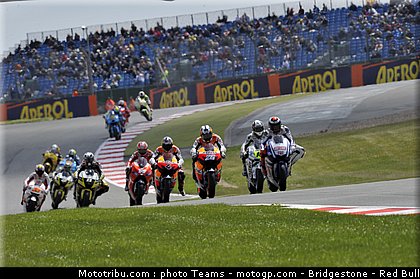 motogp_angleterre_2010_0010.jpg