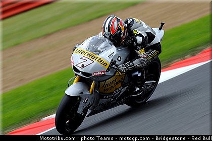 motogp_aoyama_7_angleterre_2010.jpg
