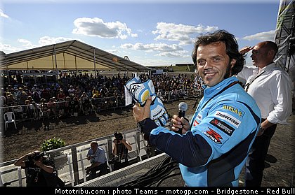 motogp_capirossi_07_angleterre_2010.jpg