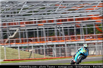 motogp_capirossi_12_angleterre_2010.jpg