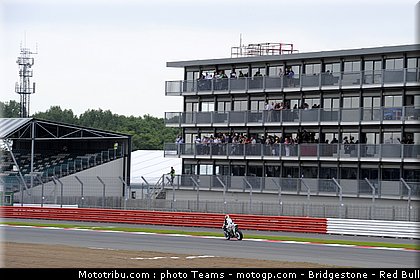 motogp_depuniet_13_angleterre_2010.jpg