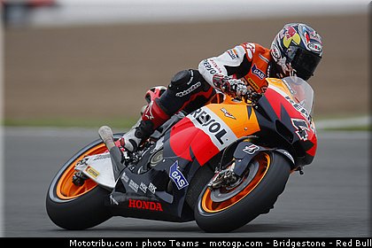 motogp_dovizioso_04_angleterre_2010.jpg