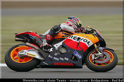 motogp_dovizioso_08_angleterre_2010.jpg