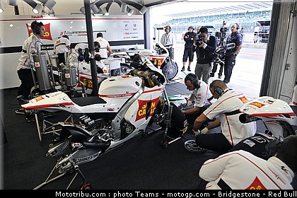 motogp_gresini_1_angleterre_2010.jpg
