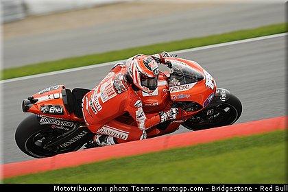 motogp_hayden_03_angleterre_2010.jpg