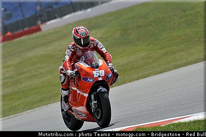 motogp_hayden_07_angleterre_2010.JPG