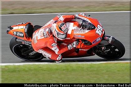 motogp_hayden_09_angleterre_2010.JPG
