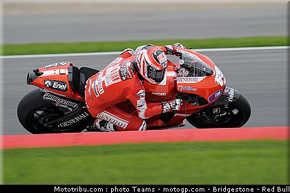 motogp_hayden_13_angleterre_2010.jpg