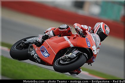 motogp_hayden_16_angleterre_2010.jpg
