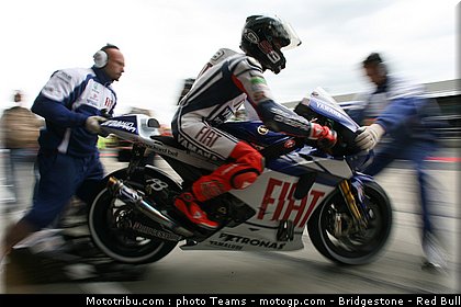 motogp_lorenzo_04_angleterre_2010.jpg