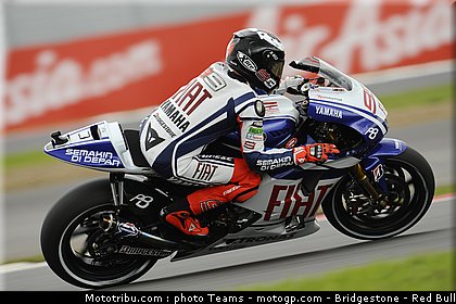 motogp_lorenzo_11_angleterre_2010.jpg