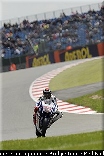 motogp_lorenzo_12_angleterre_2010.jpg