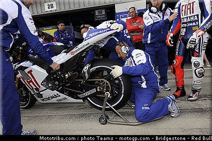 motogp_lorenzo_16_angleterre_2010.jpg
