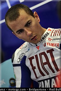 motogp_lorenzo_22_angleterre_2010.jpg