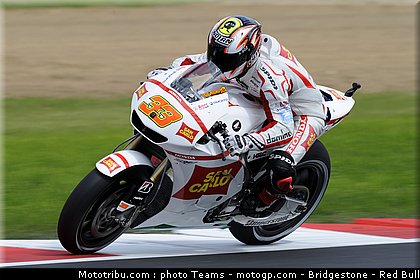 motogp_melandri_12_angleterre_2010.jpg