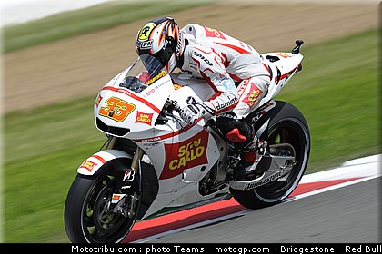 motogp_melandri_13_angleterre_2010.jpg