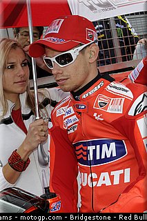 motogp_pitbabe_006_angleterre_2010.jpg