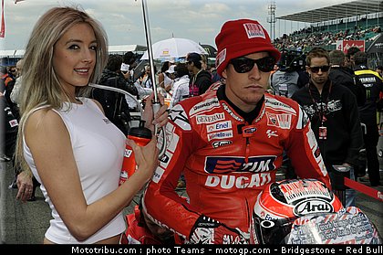 motogp_pitbabe_007_angleterre_2010.jpg