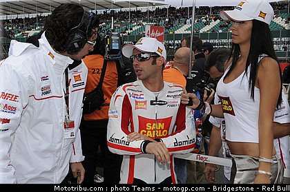 motogp_pitbabe_023_angleterre_2010.jpg