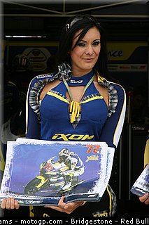 motogp_pitbabe_034_angleterre_2010.jpg