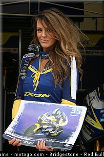 motogp_pitbabe_039_angleterre_2010.jpg