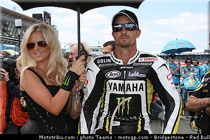 motogp_pitbabe_041_angleterre_2010.jpg