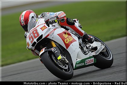 motogp_simoncelli_01_angleterre_2010.jpg