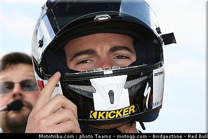 motogp_spies_17_angleterre_2010.jpg