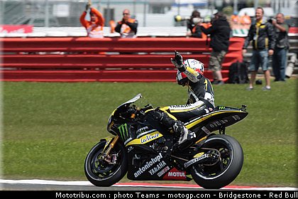 motogp_spies_19_angleterre_2010.jpg