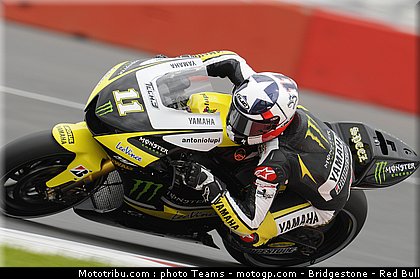 motogp_spies_21_angleterre_2010.jpg
