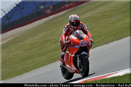 motogp_stoner_07_angleterre_2010.JPG